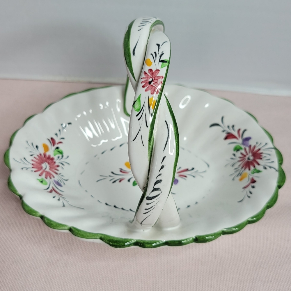 Hand painted RCCL ceramic basket, Portugal Signed Multicolor - Picture 2 of 13